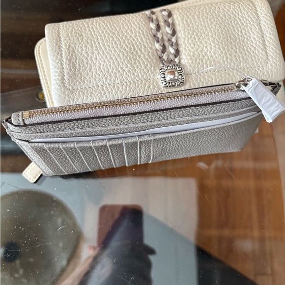 Michael Kors Leather Light Grey Card Case - Picture 5 of 5